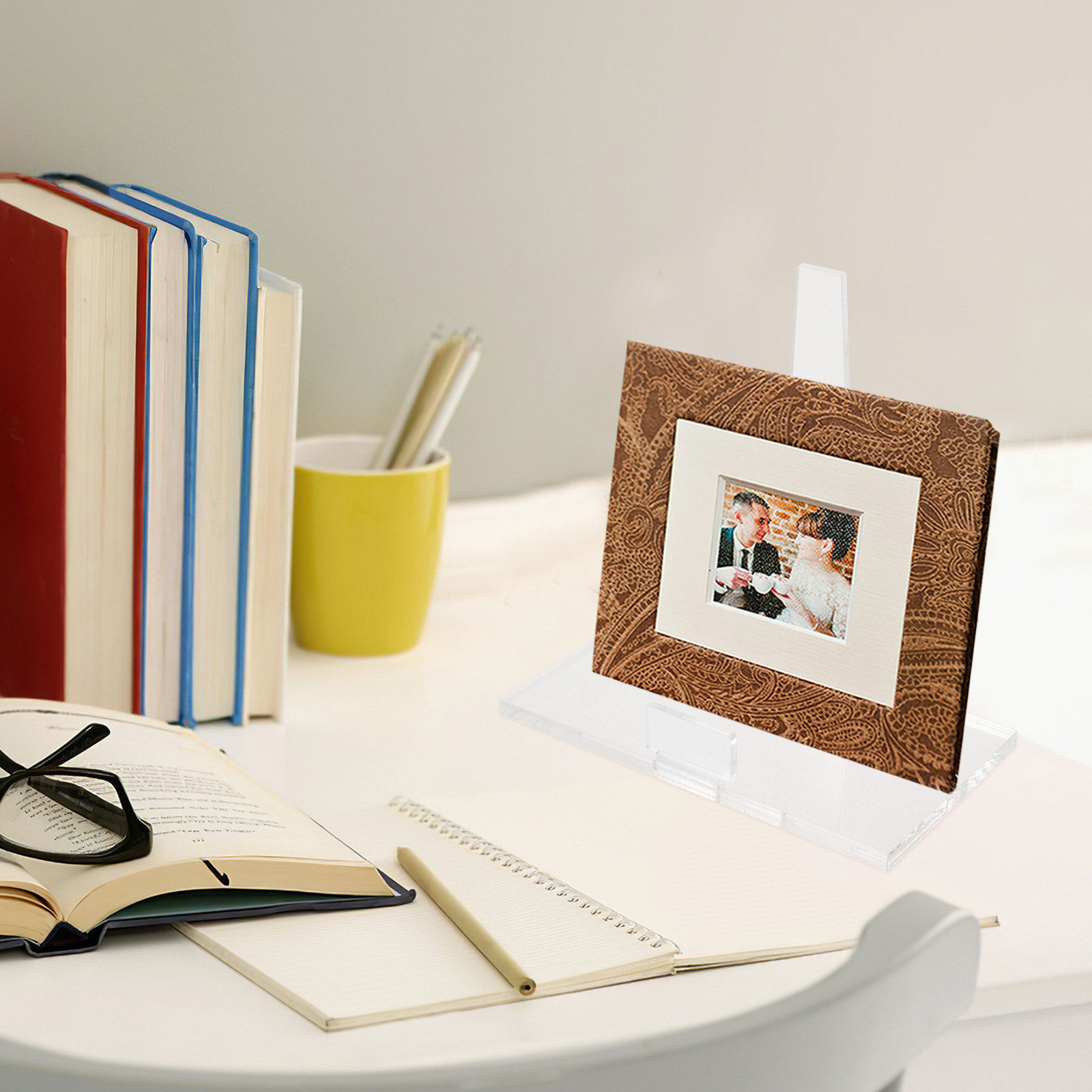 Versatile Acrylic Plate Stand  - огляд і ціна Clear Acrylic Book Stand Holder